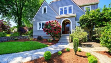Curb Appeal To A Flat Front House